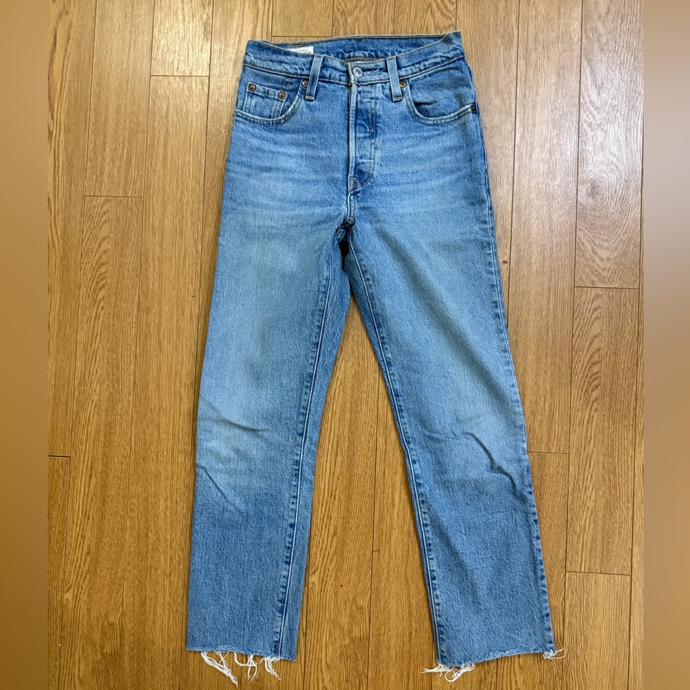 Levi’s 501 Women’s Original Cropped Jeans